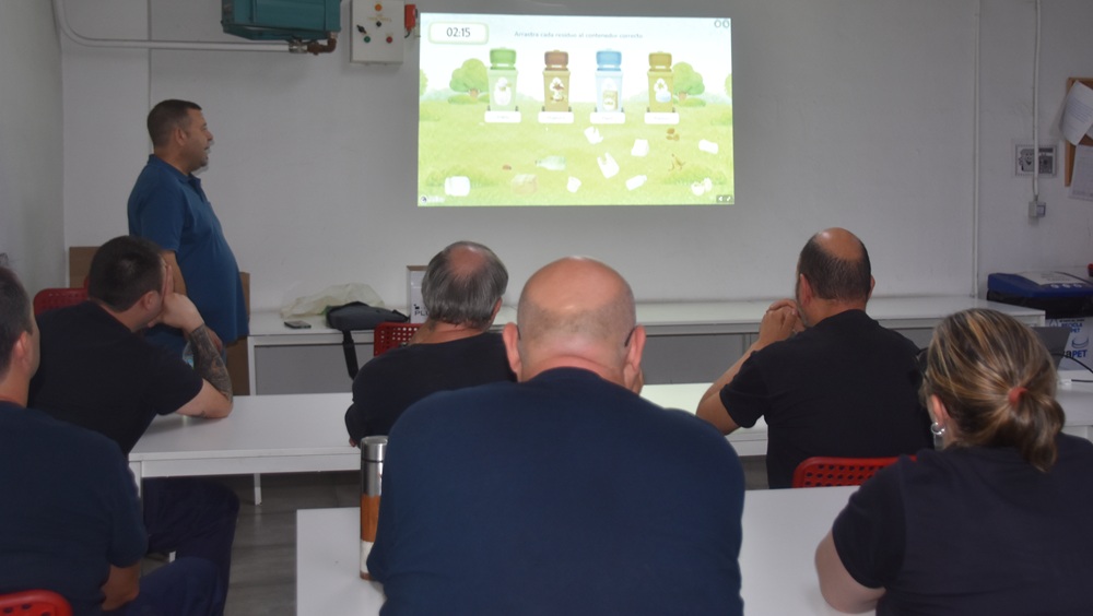 Taller de Reciclaje en el Centro Logístico